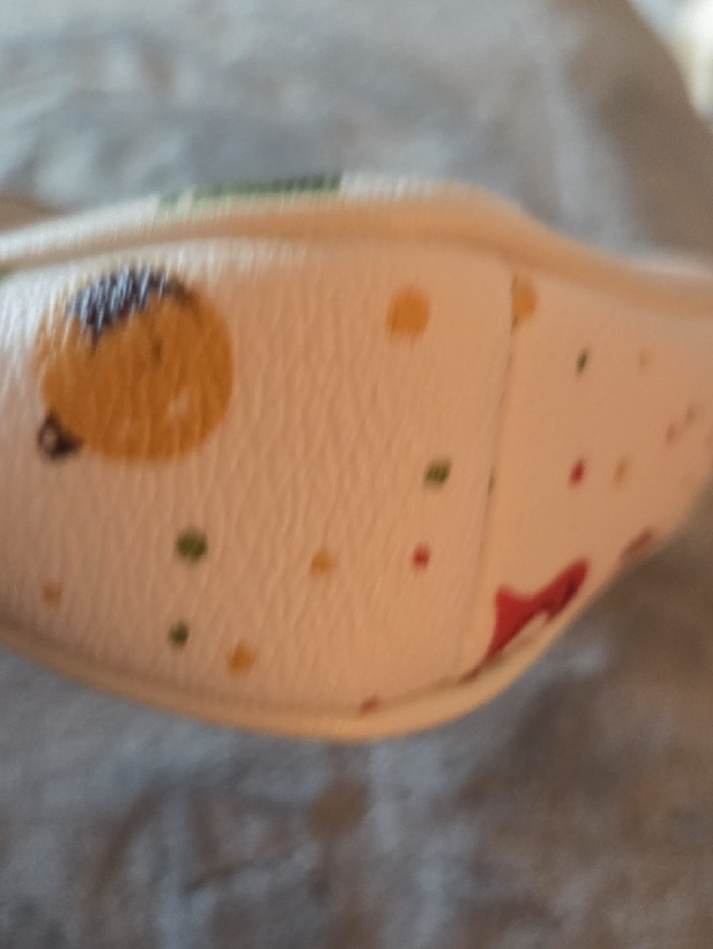 Coach White Pebble Leather Holiday Ornament Wristlet - Picture 4 of 10